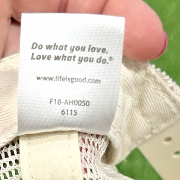 Life is Good SnapBack Mesh Trucker Hat Embroidered With Red Stars Navy Cream - Picture 7 of 8